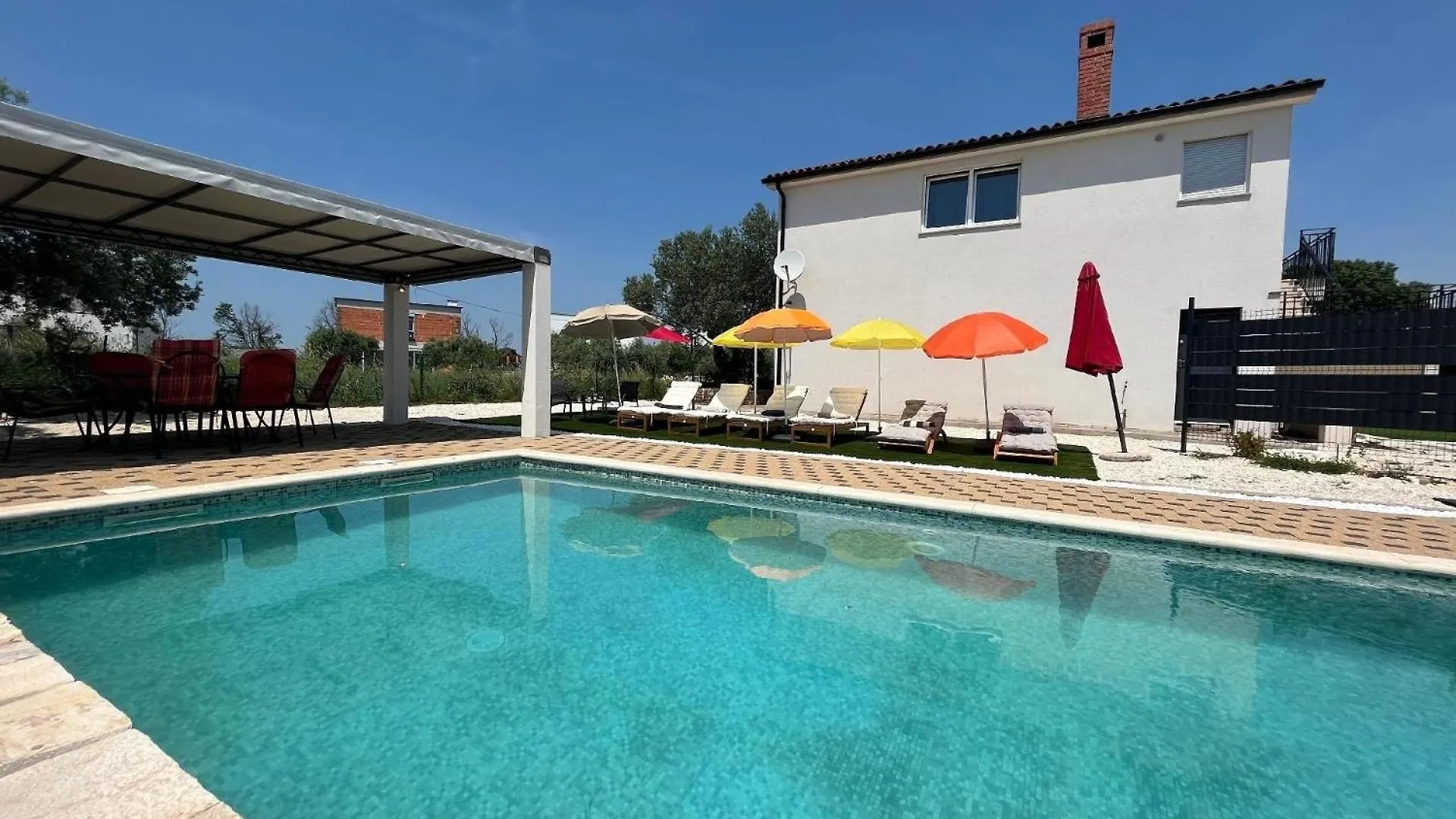 Ferienhaus Mit Privatem Beheiztem Schwimmbad 0*, Galizana